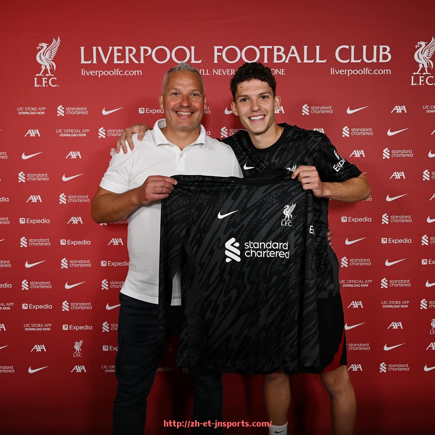 JN江南体育-世俱杯改制后对全球洲际足球赛事格局的结构性影响